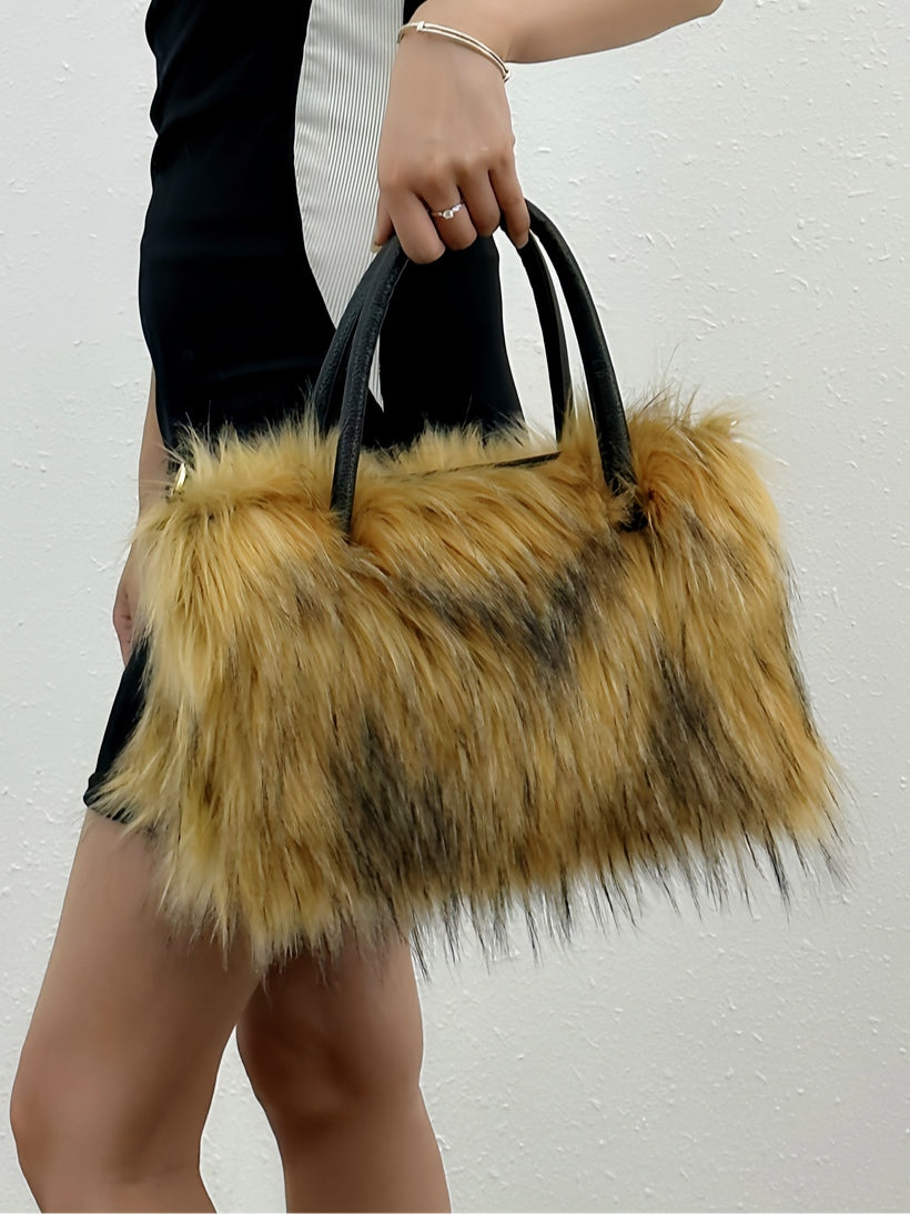 Bolso bandolera de pelo con cadena