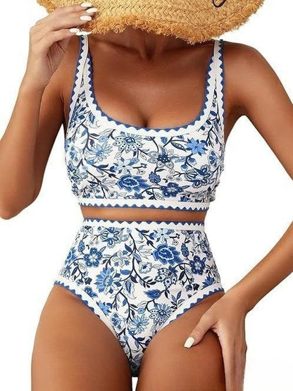 Bikini con estampado floral y abertura delantera