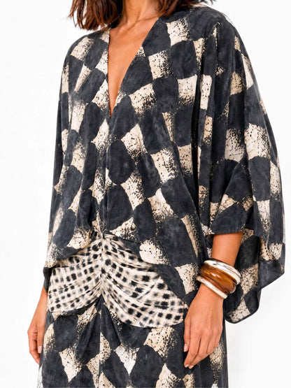 Conjunto casual con estampado abstracto de cuadros