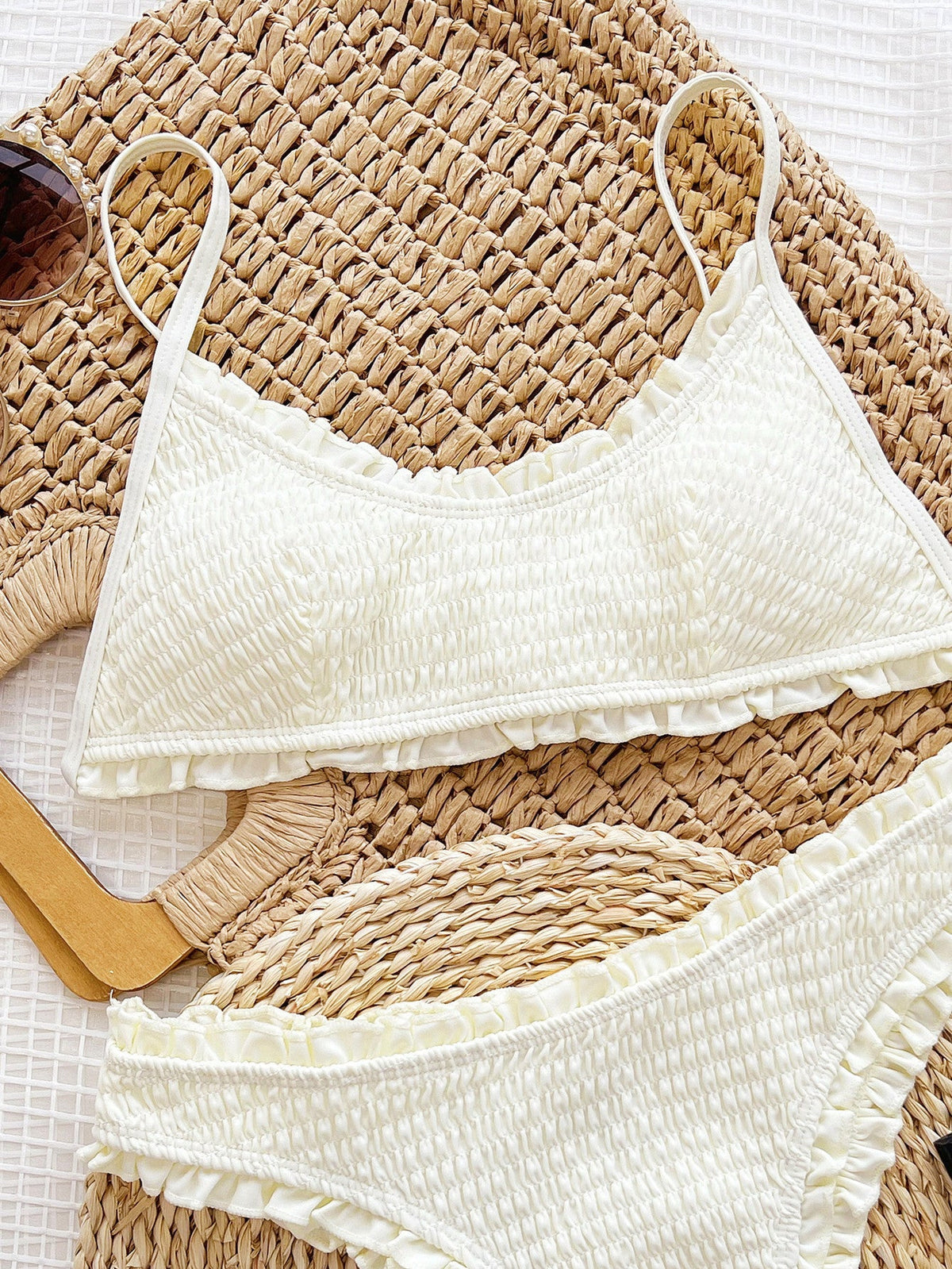 Bikini beige plisado para mujer