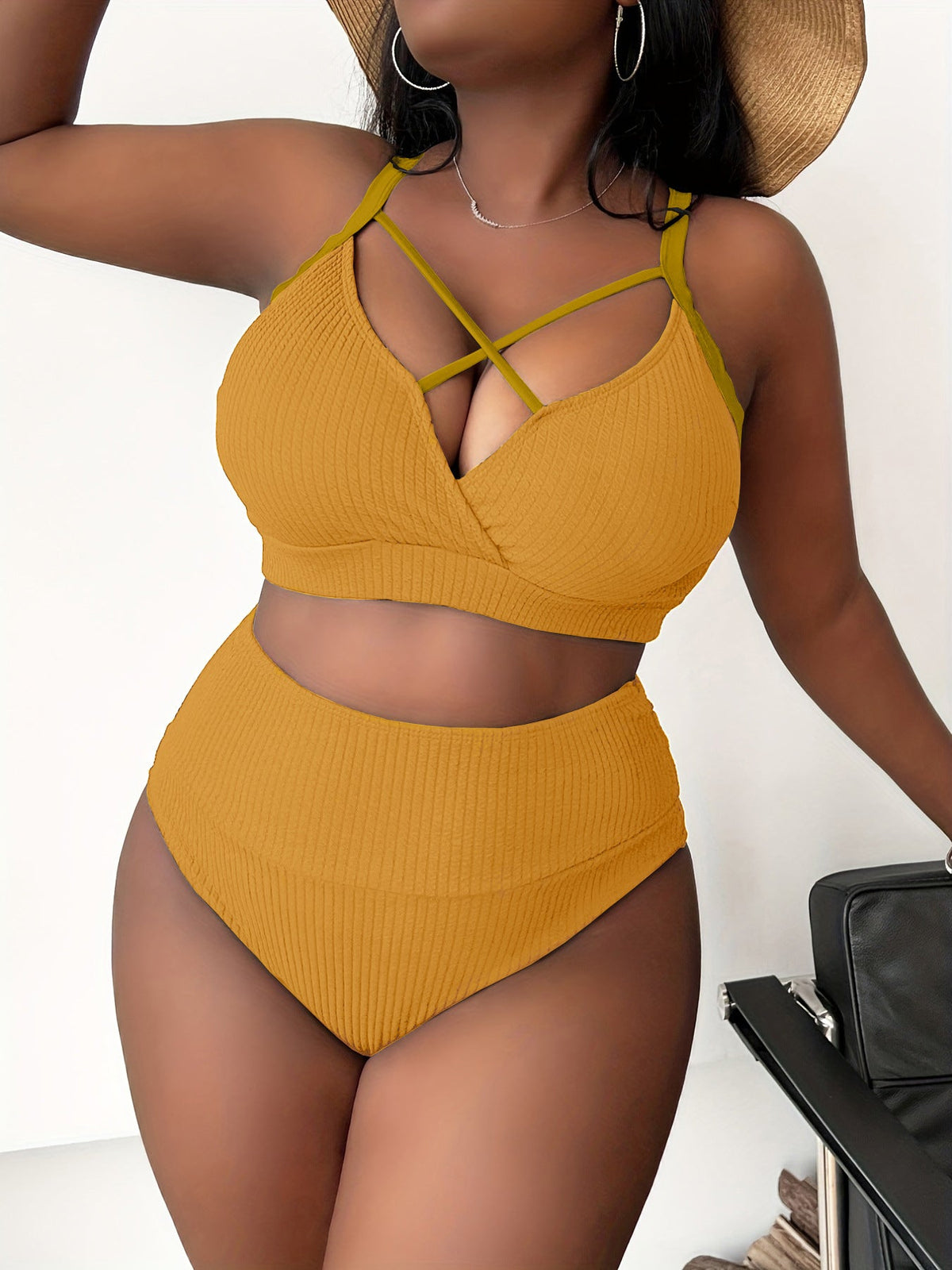 Bikini liso de talle alto con tirantes finos (tallas grandes)