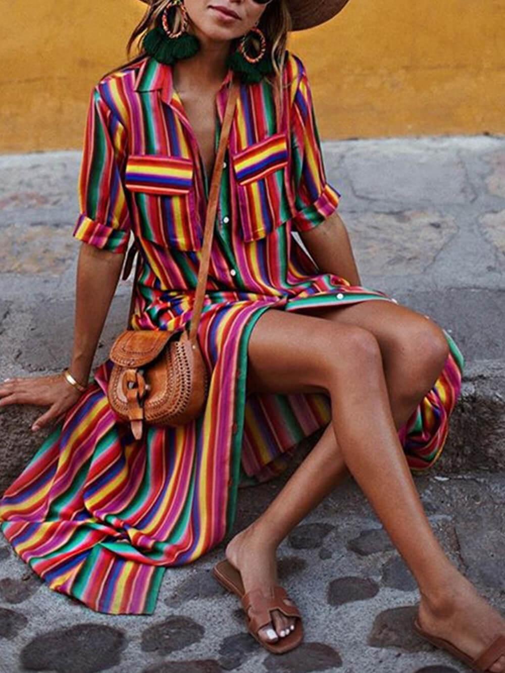 Conjunto casual de camisa de rayas y falda larga estampada