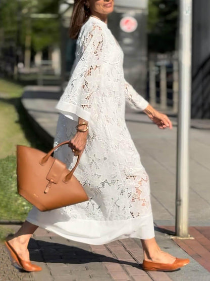 Vestido midi holgado de encaje floral con cuello en V y manga acampanada