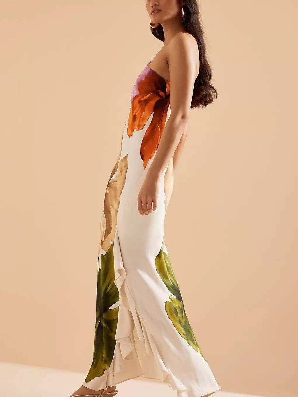 Elegante vestido largo de un solo hombro con estampado floral