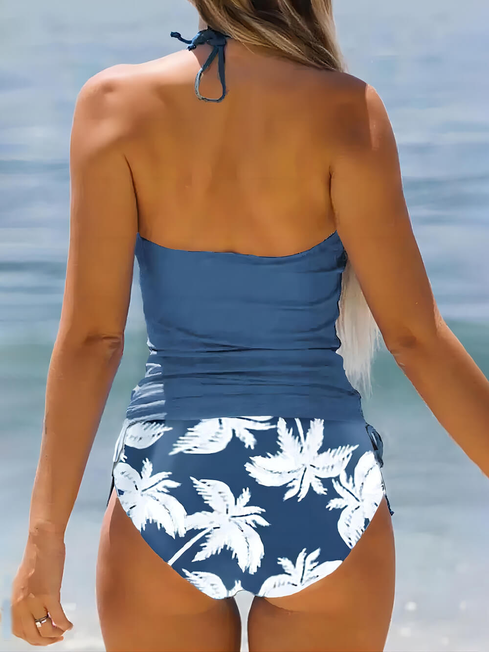 Tankini con cuello halter y estampado de palmeras Live Simple