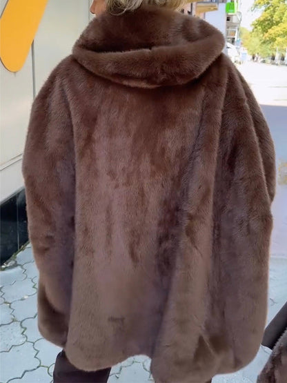 Abrigo casual de peluche con capucha y estampado de rayas verticales