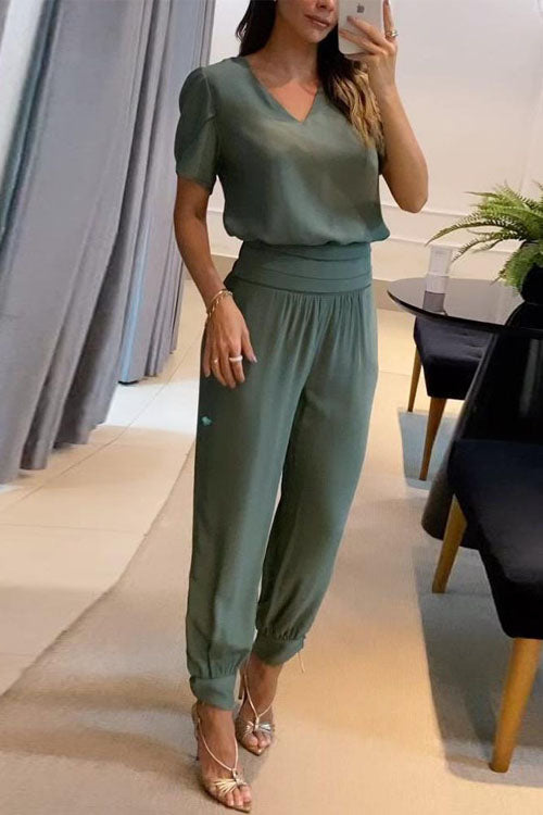 Conjunto casual de dos piezas: top estampado de manga corta con cuello en V y pantalón largo