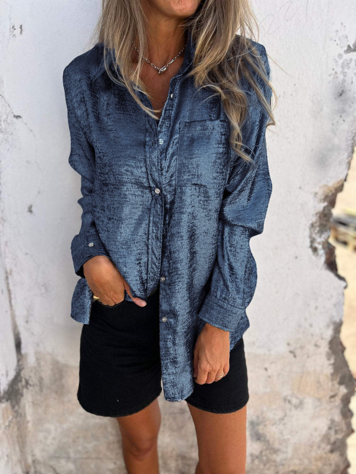 Camisa casual de antelina con solapa