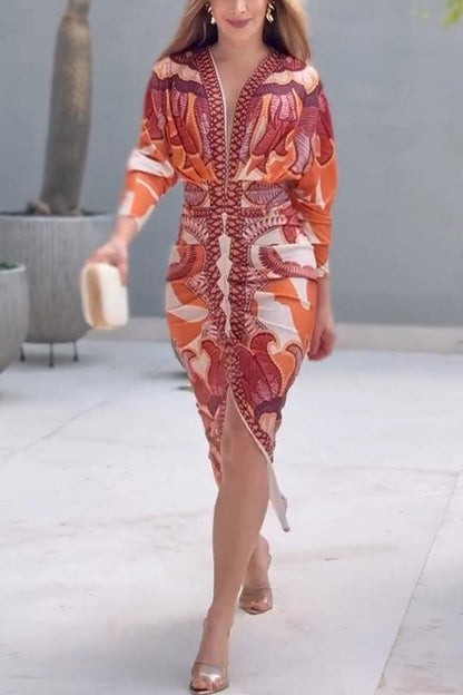 Vestido midi estampado de manga larga murciélago, fruncido y con abertura