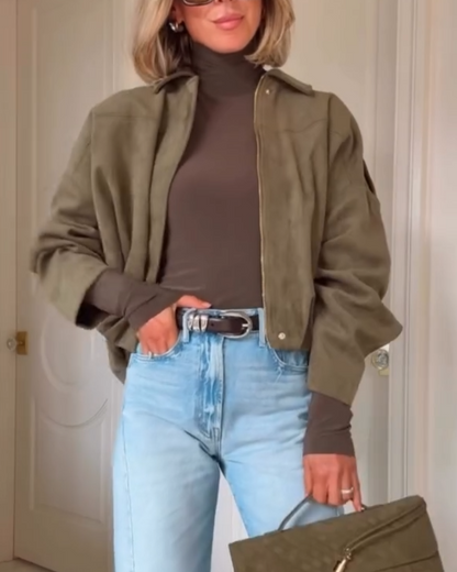 Chaqueta corta estilo aviador de ante con solapa para mujer
