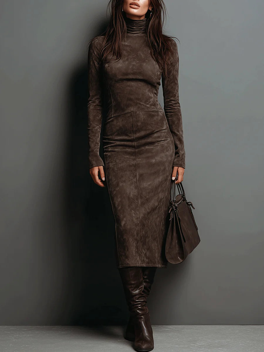 Vestido midi de antelina de cuello alto y manga larga