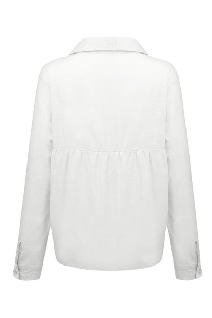 Blusa casual lisa con botones y cuello camisero