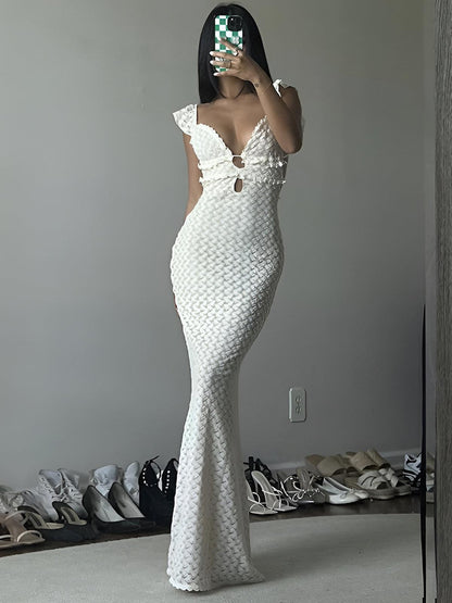 Vestido largo de tirantes con escote de lágrima y perlas