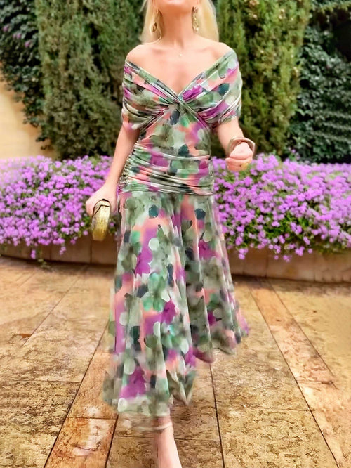 Elegante vestido largo de fiesta con cuello en V y estampado floral pintado