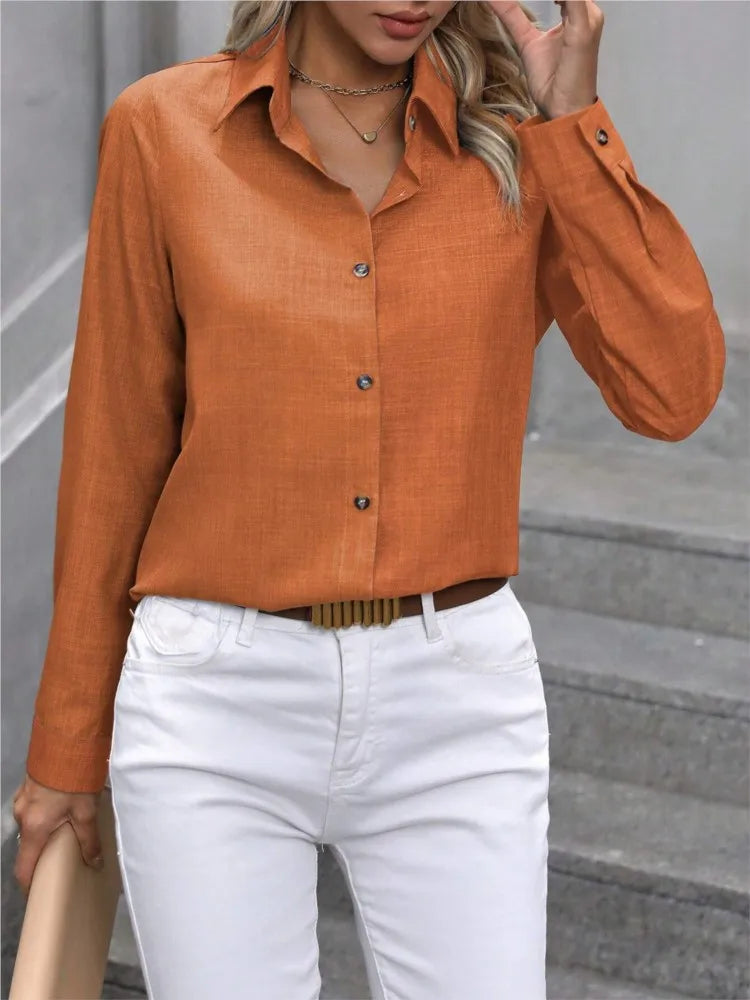 Camisa casual de manga larga con cuello y botones en bloques de color