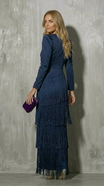 Clara · Vestido elegante de flecos con mangas