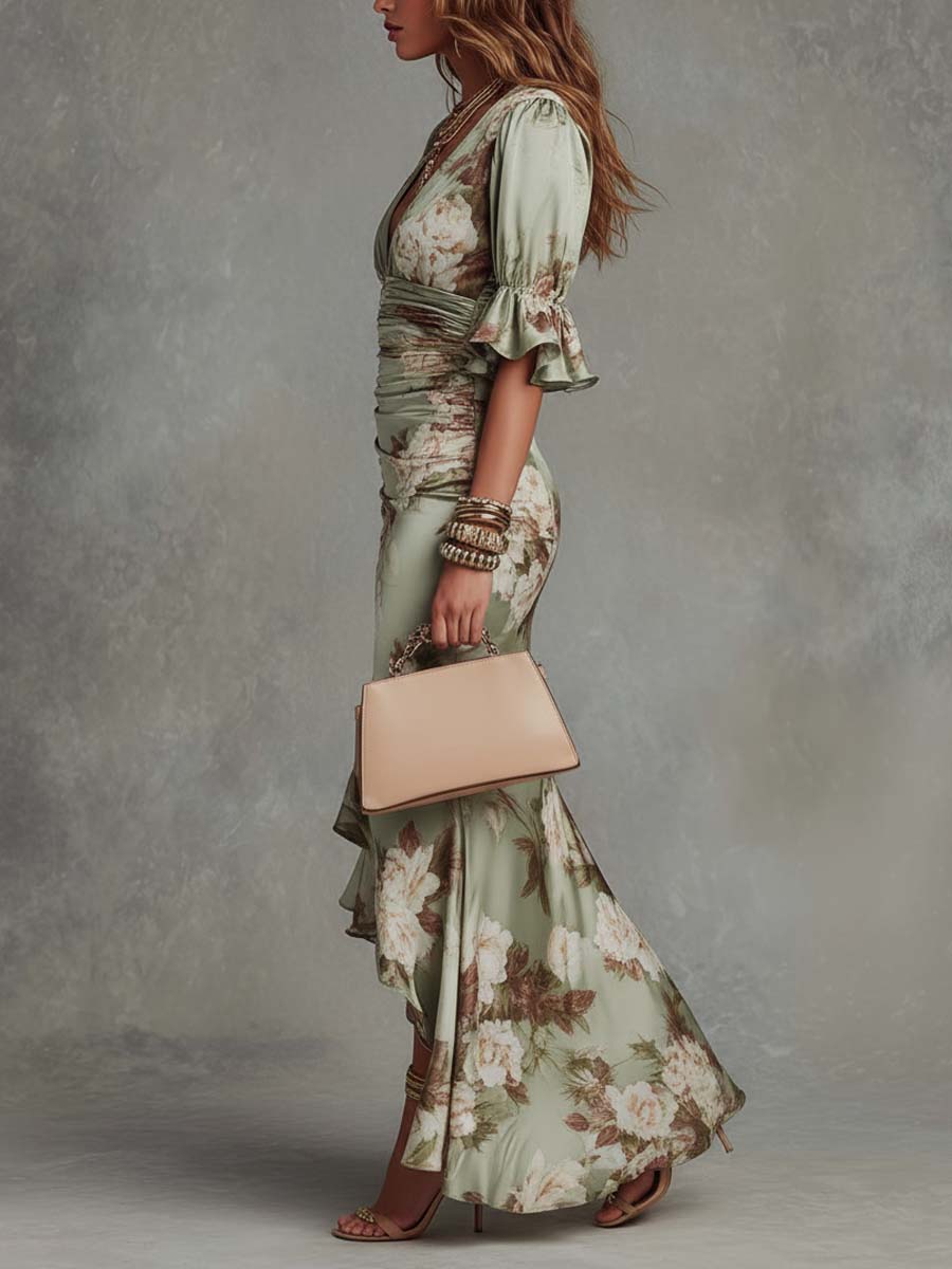 Vestido maxi asimétrico de satén verde floral con escote en V y mangas acampanadas con volantes
