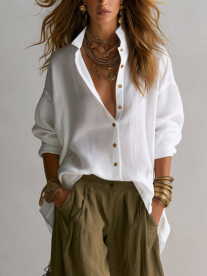Conjunto de camisa holgada blanca y pantalón farol de pierna ancha verde