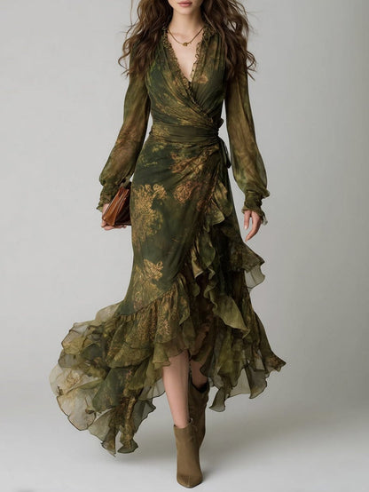 Vestido largo de gasa verde con estampado floral y volantes irregulares en capas