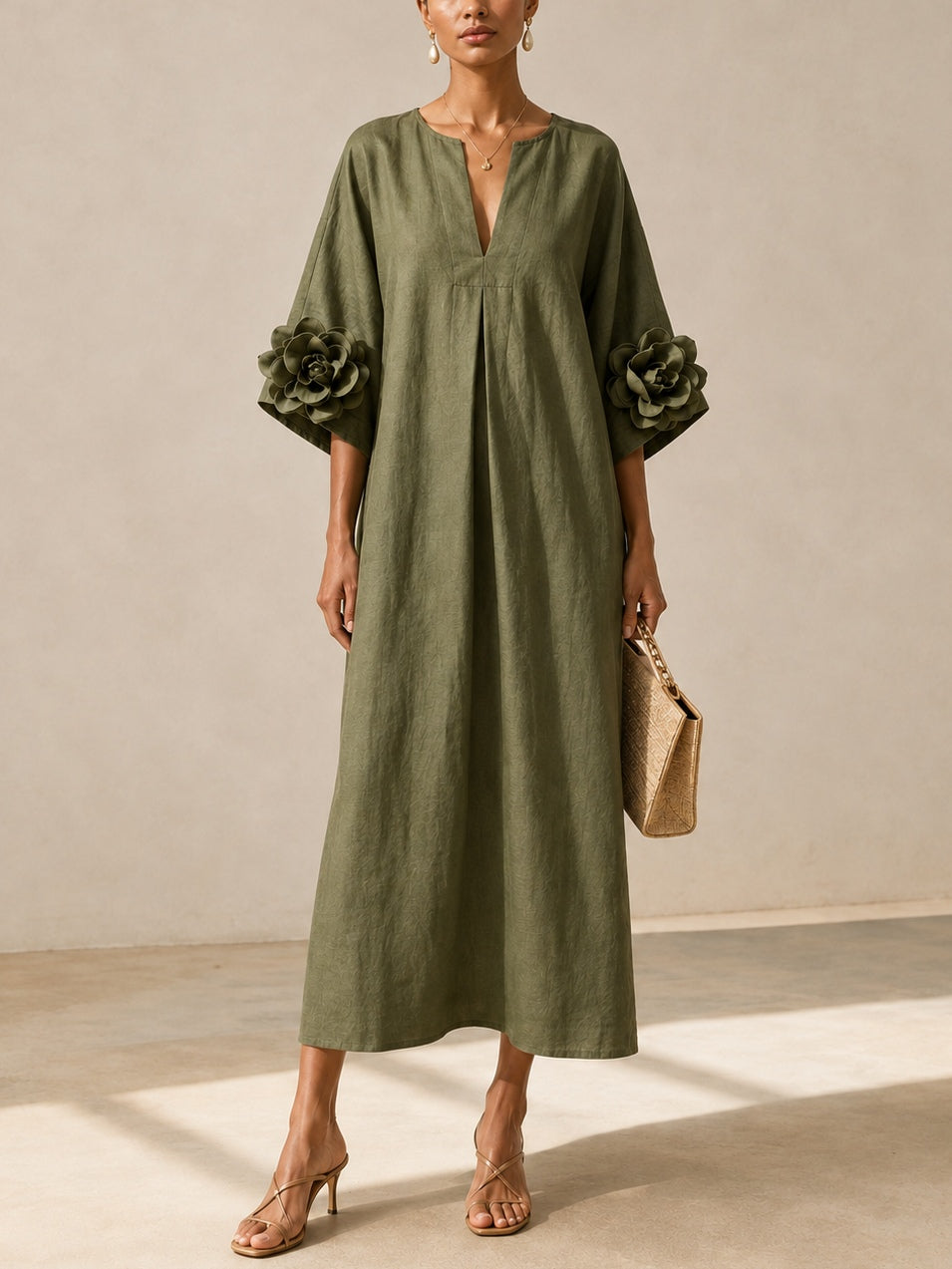 Vestido midi verde oliva con escote en V y llamativos puños florales