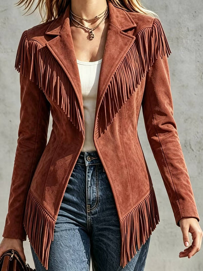 Chaqueta entallada de efecto ante con solapa, manga larga y flecos