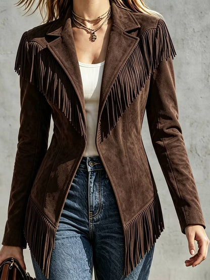 Chaqueta entallada de efecto ante con solapa, manga larga y flecos