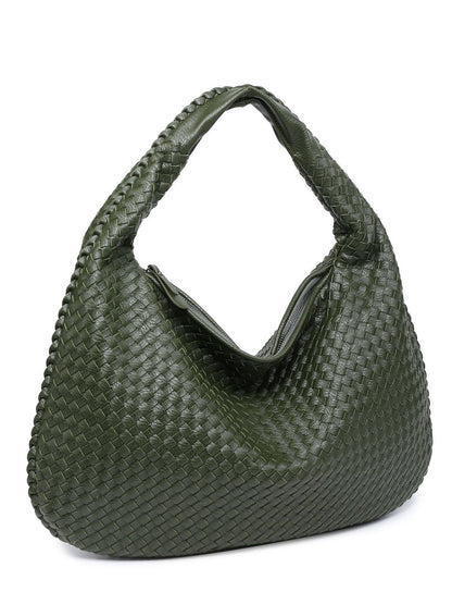 Bolso de piel trenzada a la moda