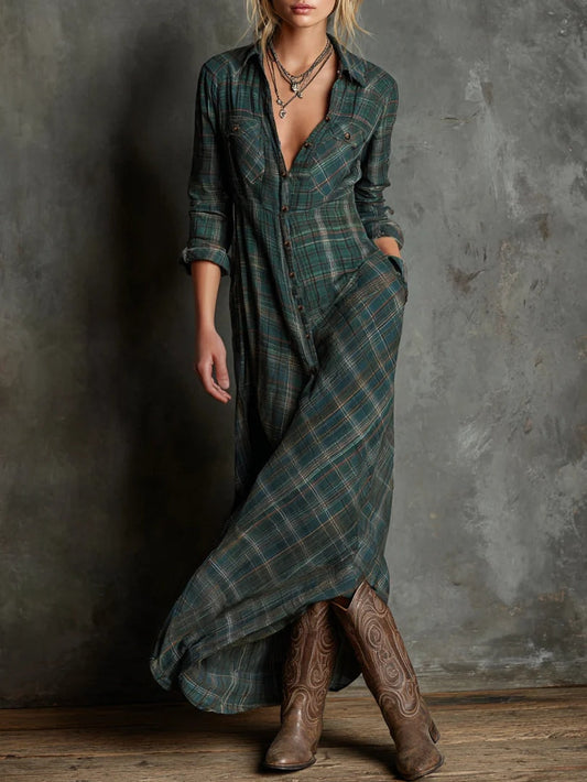 Vestido camisero largo de cuadros verdes con solapa y botones