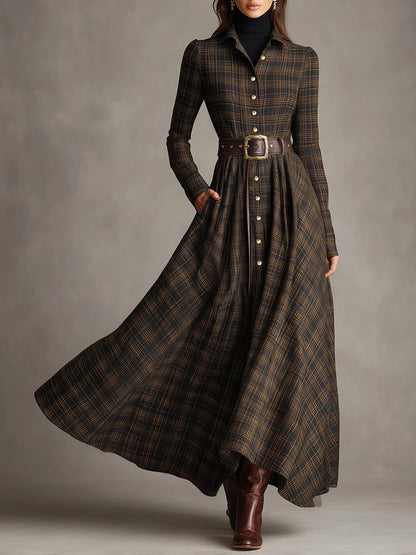 Vestido camisero largo de cuadros marrón y negro con solapa y botones