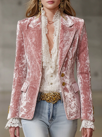Blazer retro de terciopelo rosa con botones dorados