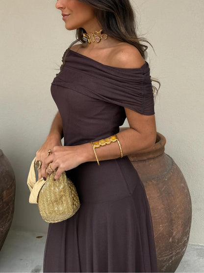 Vestido largo marrón de malla de un solo hombro