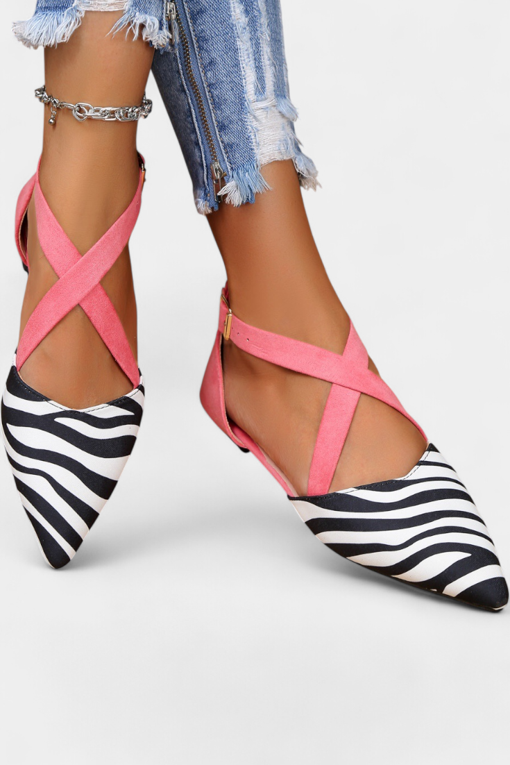 Fenna Loafers con Estampado de Cebra y Tiras Cruzadas