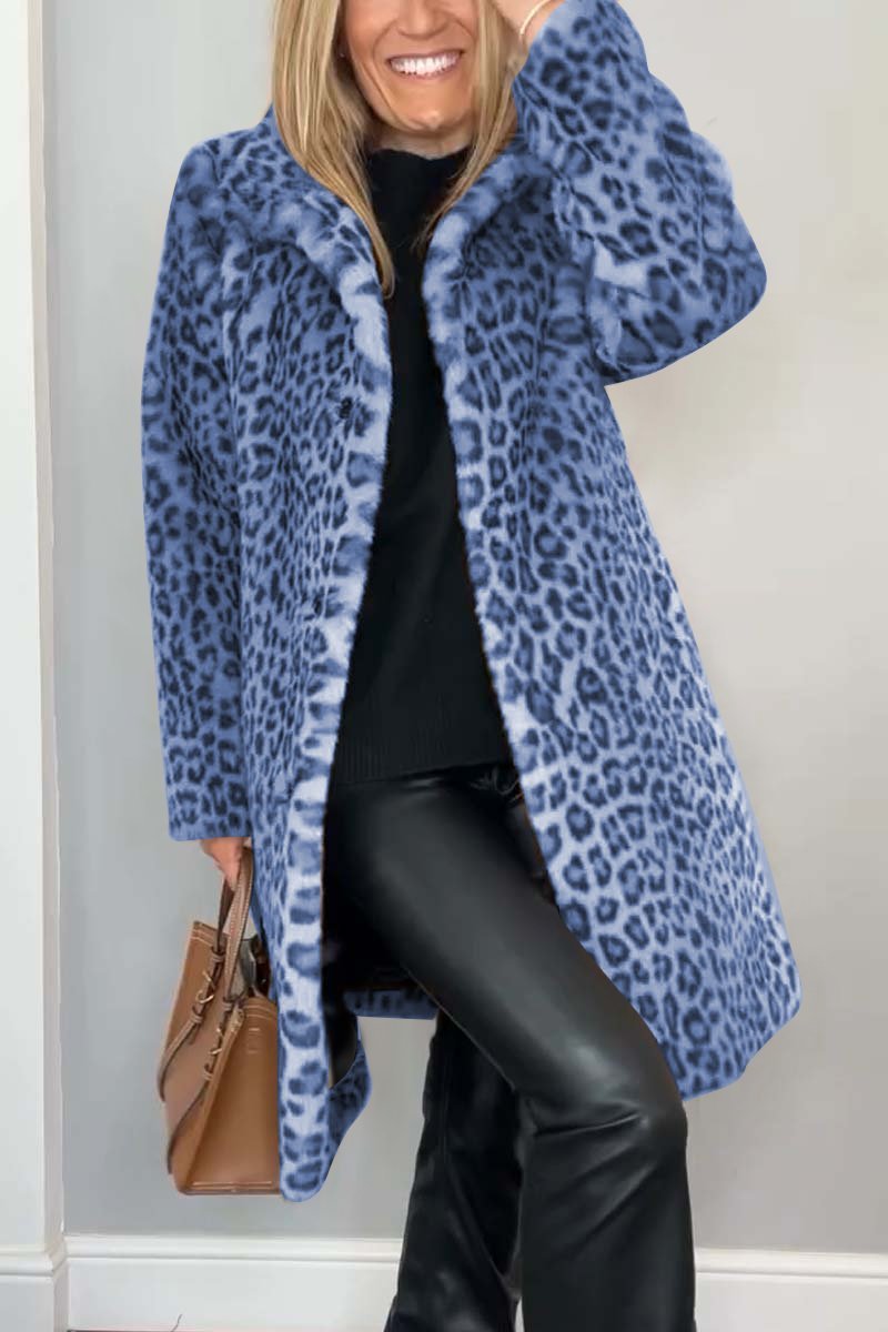 Abrigo de largo medio de pelo sintético con estampado de leopardo y solapa