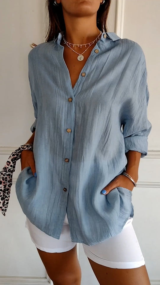 Camisa plisada con solapa y botones